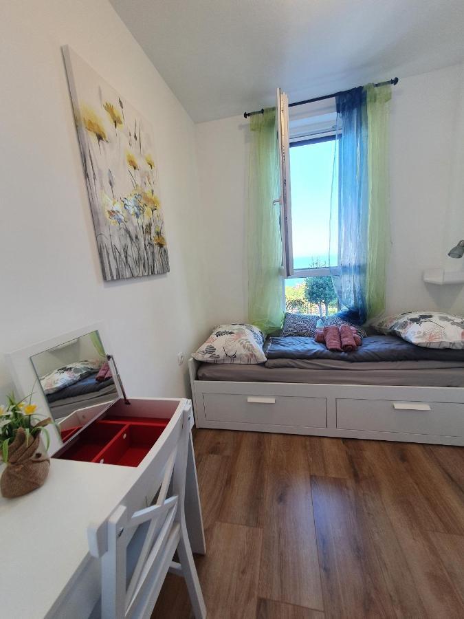 オパティヤStudio Apartman Frediアパートメント エクステリア 写真
