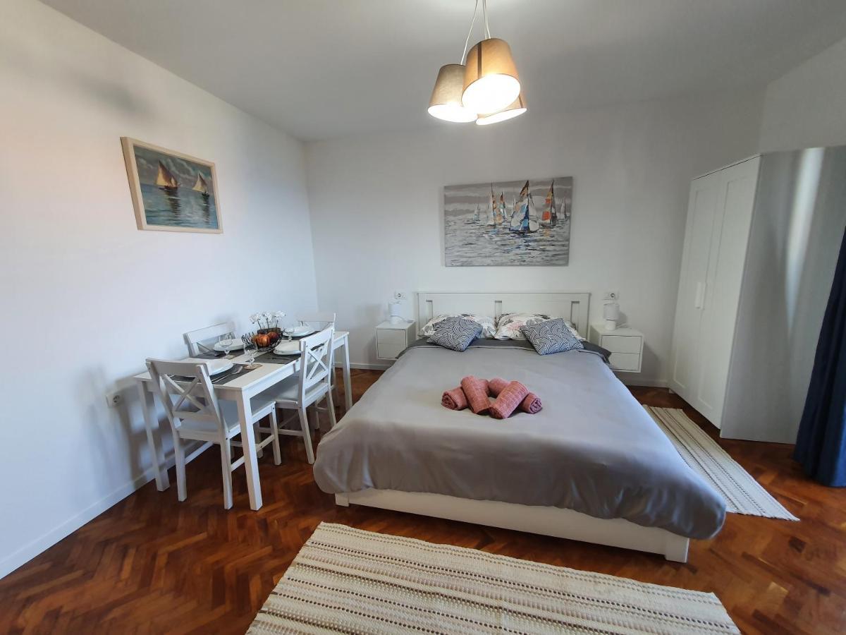 オパティヤStudio Apartman Frediアパートメント エクステリア 写真